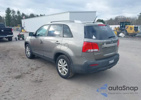 2011 Kia Sorento Lx V6 from USA, damaged, VIN 5XYKTDA21BG078341